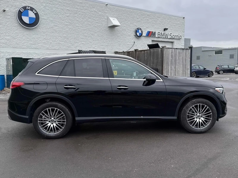 Mercedes-Benz GLC 300 2024 * CARFAX * БЕЗ ПЪРВОНАЧАЛНА ВНОСКА, снимка 4 - Автомобили и джипове - 52688809