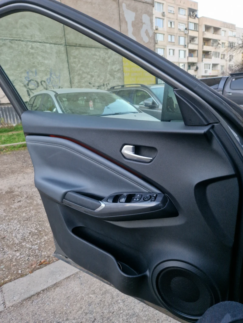 Nissan Juke, снимка 17 - Автомобили и джипове - 52807162