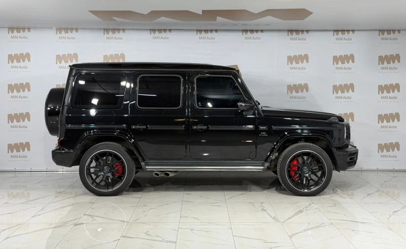 Mercedes-Benz G 63 AMG Carbon* Exclusive* Гаранция, снимка 2 - Автомобили и джипове - 53452011