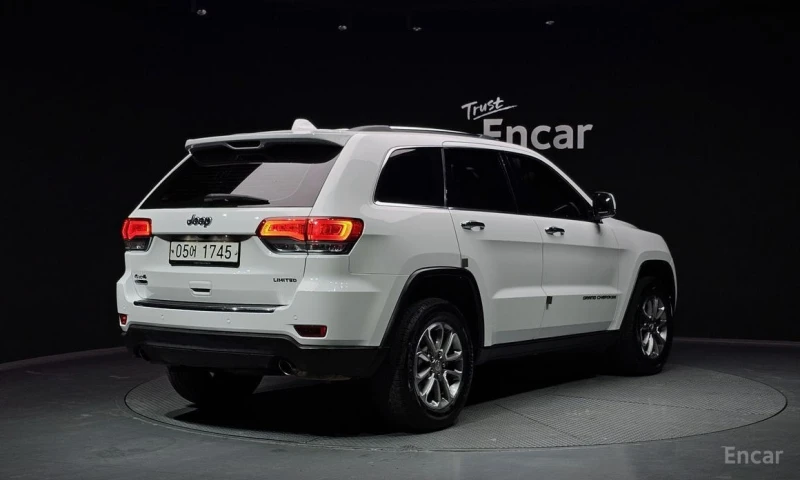 Jeep Grand cherokee, снимка 2 - Автомобили и джипове - 53486113