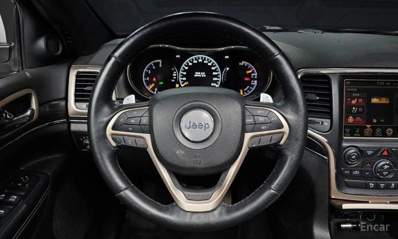 Jeep Grand cherokee, снимка 13 - Автомобили и джипове - 53486113