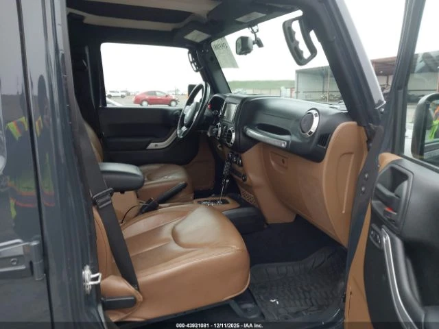 Jeep Wrangler UNLIMITED SAHARA 4X4 - изображение 7