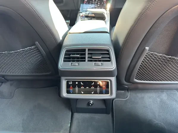 Audi Q8 e-Tron Sportback 55 = Black Optic Plus = �������� | Mobile.bg � ����������� 11