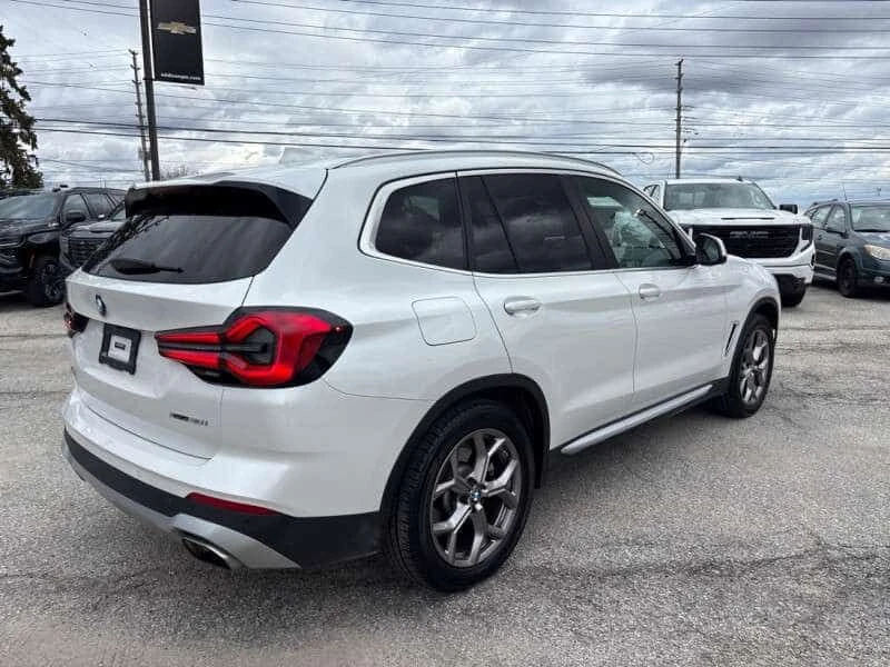 BMW X3 * xDrive30i RED INTERIOR| PREMIUM PKG * CARFAX * Ц, снимка 7 - Автомобили и джипове - 55501035