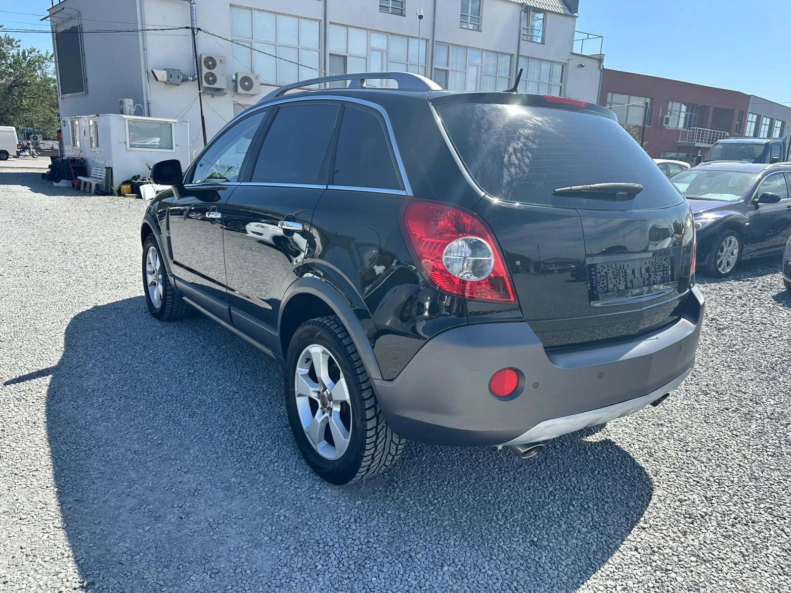 Opel Antara 3.2i V6 Full 4x4 - изображение 6