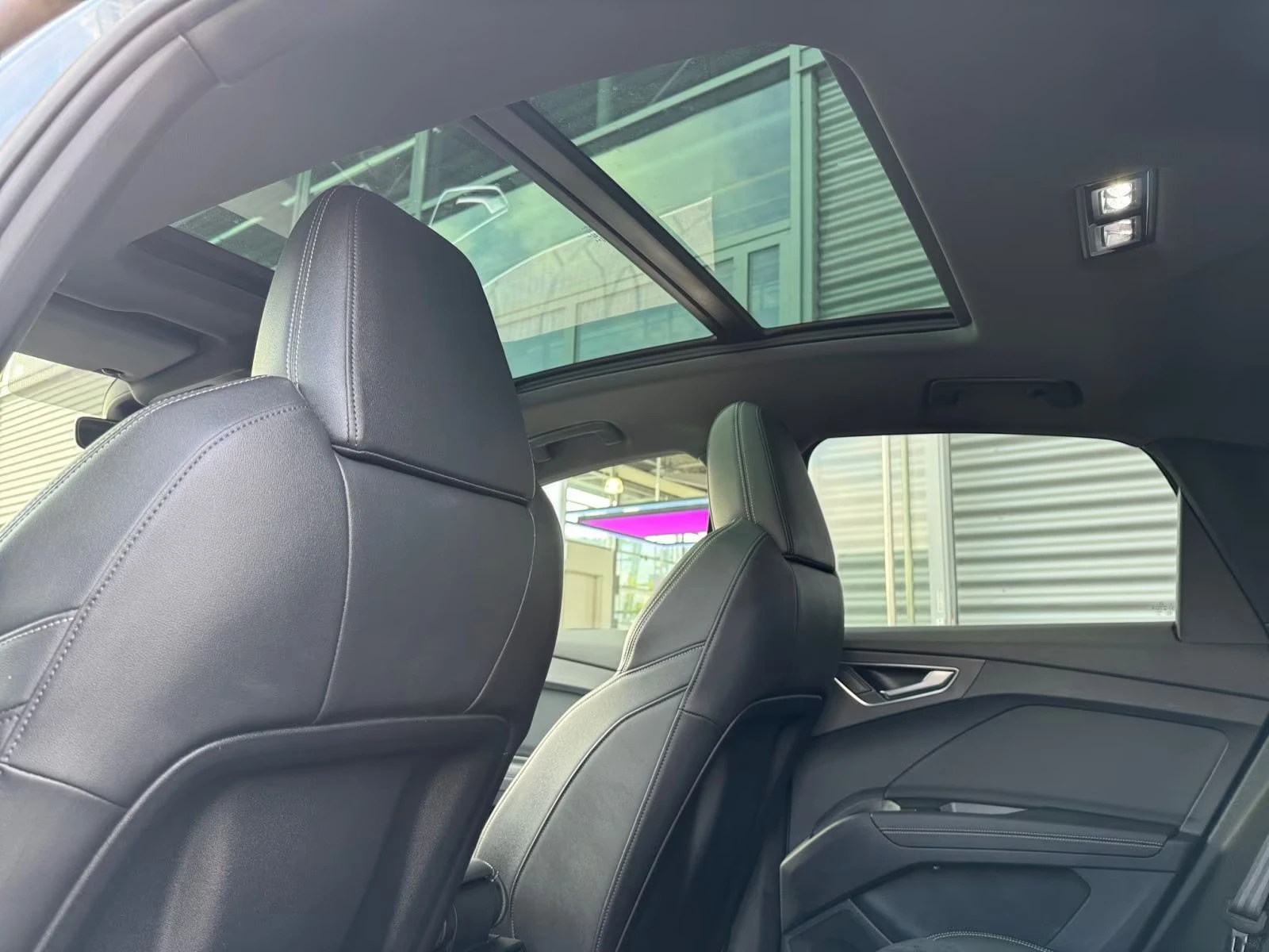 Audi Q4 50e-tron/299HP/SB/S-LINE/PANO/MATRIX/CAM/546g | Mobile.bg   14