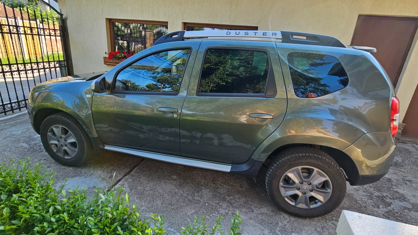 Dacia Duster 1.6-16V/105/44///// | Mobile.bg   6