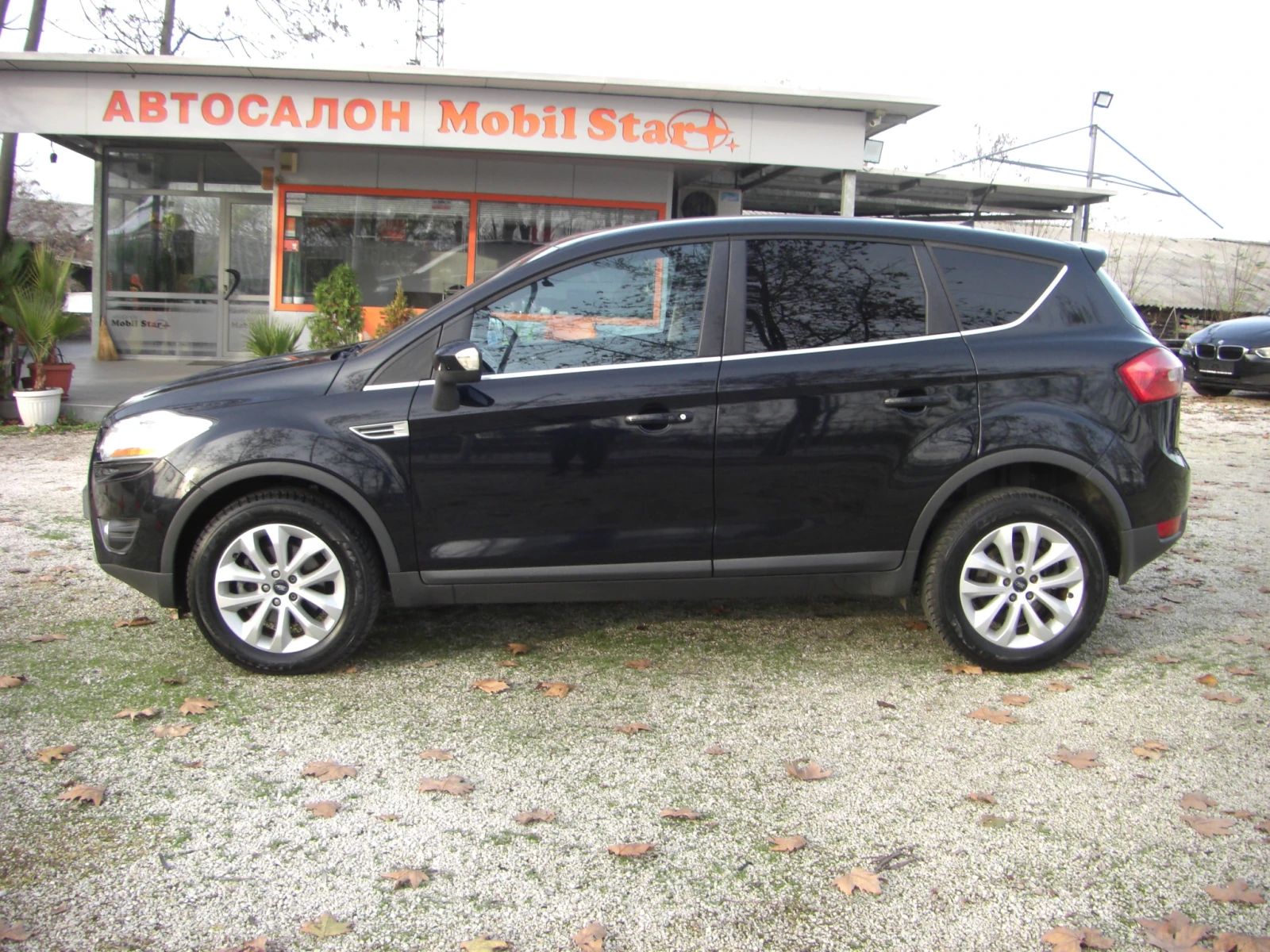 Ford Kuga 2.0tdci 4x4 Keyless Panorama KOJA, снимка 2 - Автомобили и джипове - 53960506