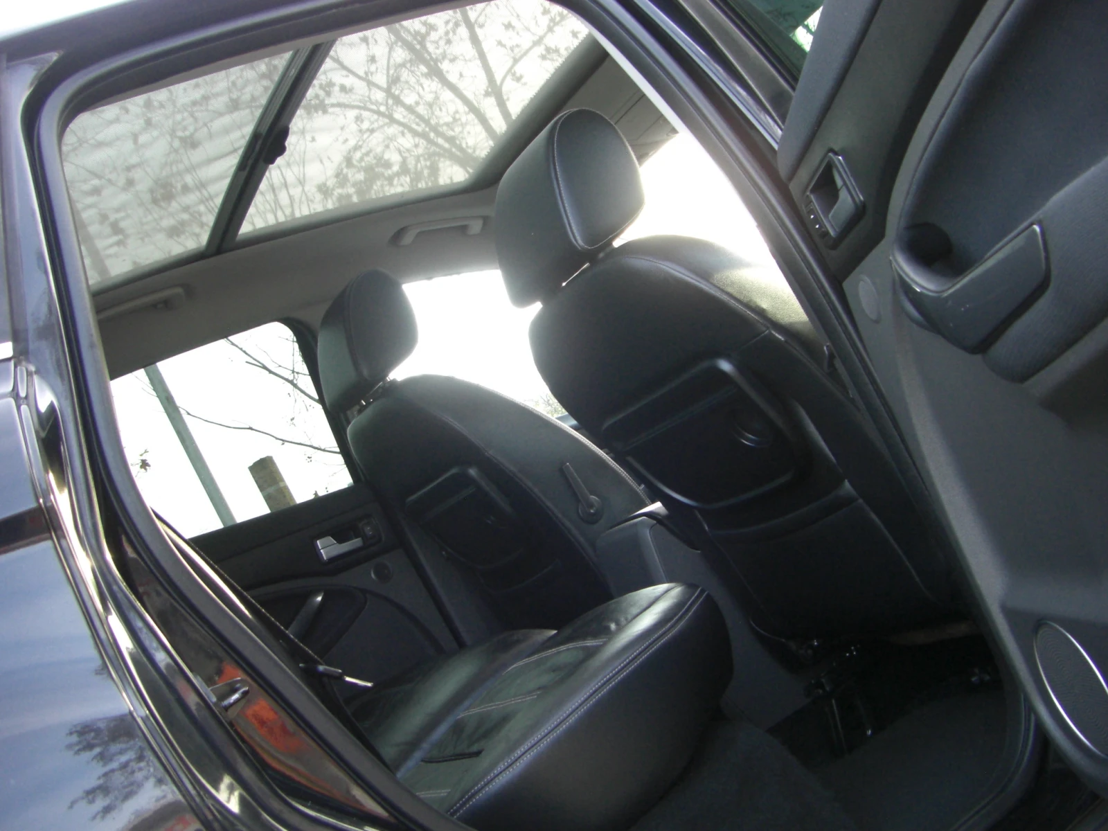 Ford Kuga 2.0tdci 4x4 Keyless Panorama KOJA, снимка 14 - Автомобили и джипове - 53960506