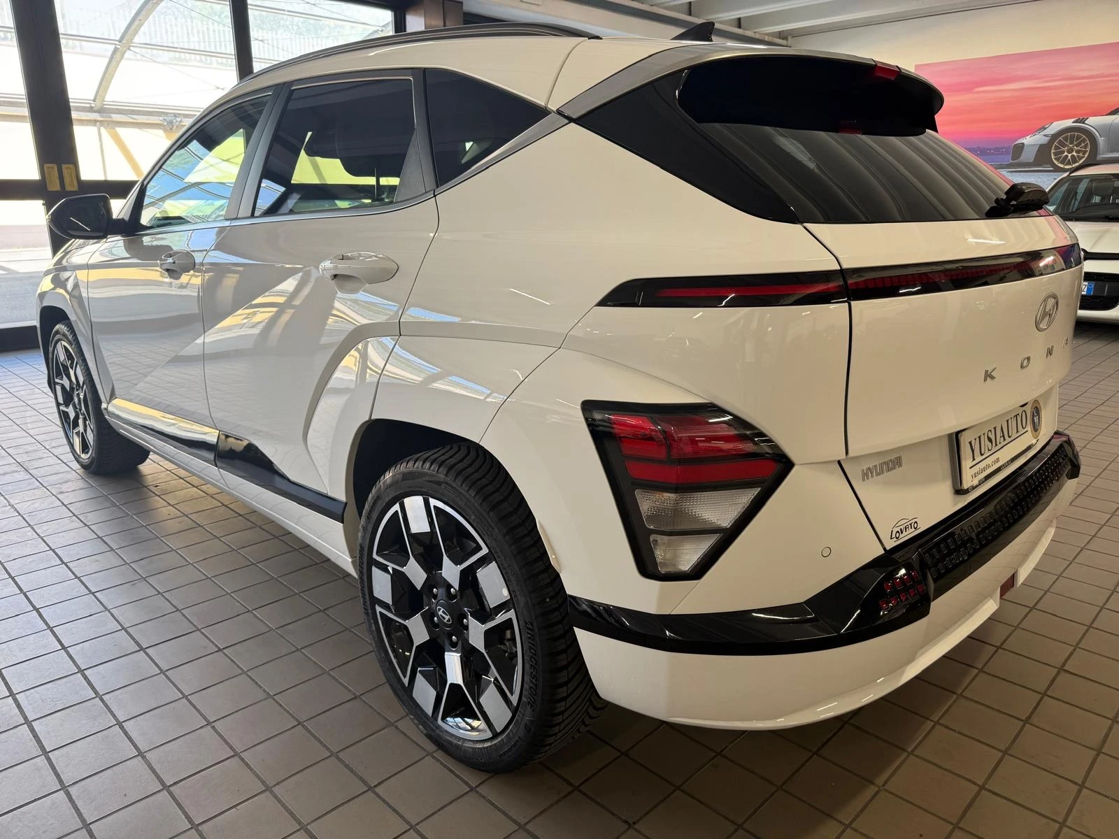 Hyundai Kona, снимка 5 - Автомобили и джипове - 54290386