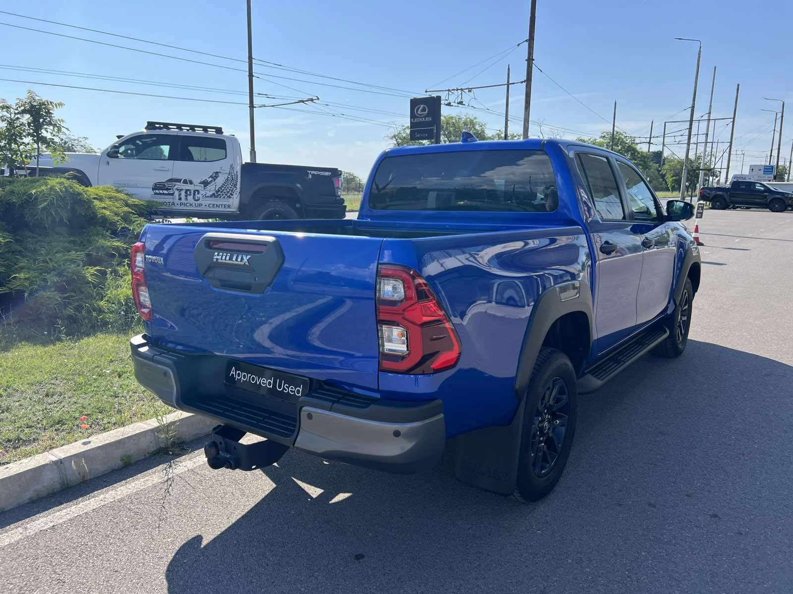 Toyota Hilux 2.8D 6АТ INVINCIBLE, снимка 4 - Автомобили и джипове - 54837097