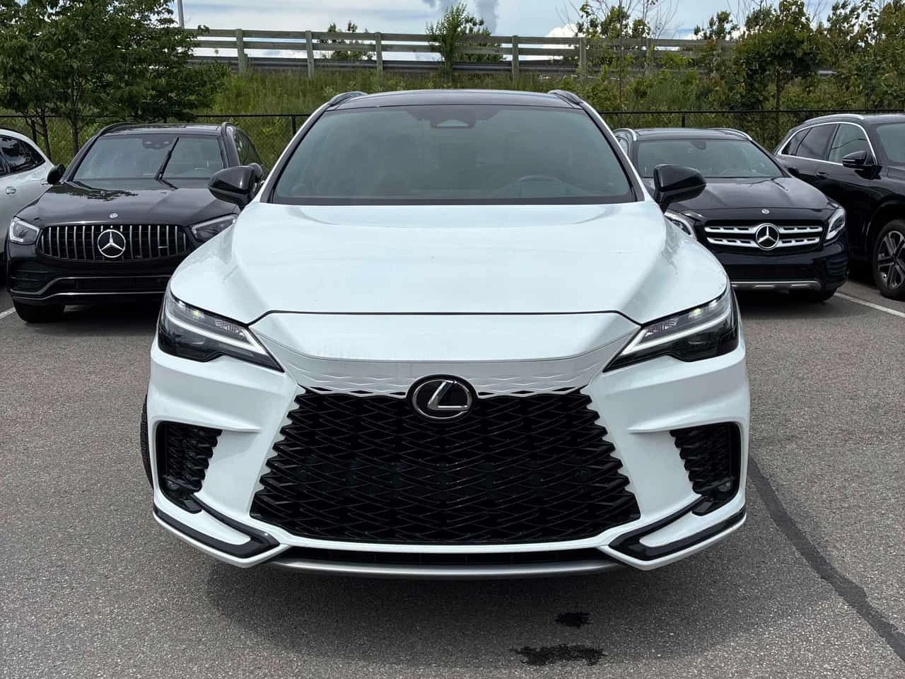 Lexus RX 500h ОБДУХВАНЕ * ДИСТРОНИК * ПАНО * ОТ ПРЕДСТАВИТЕЛСТВО, снимка 6 - Автомобили и джипове - 55074091
