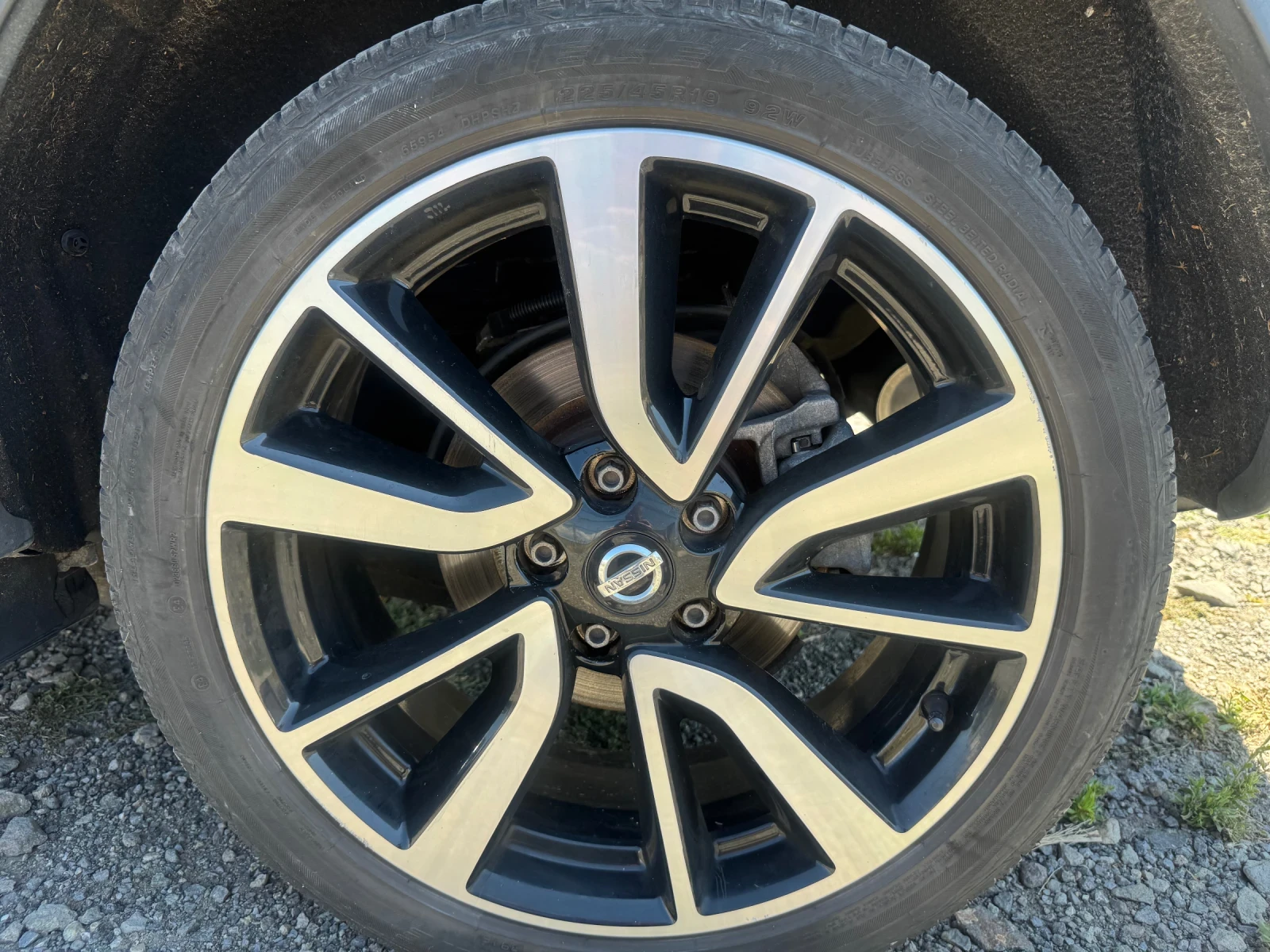 Nissan Qashqai 1.6 DIG-T 163кс 88х км , снимка 13 - Автомобили и джипове - 55491722