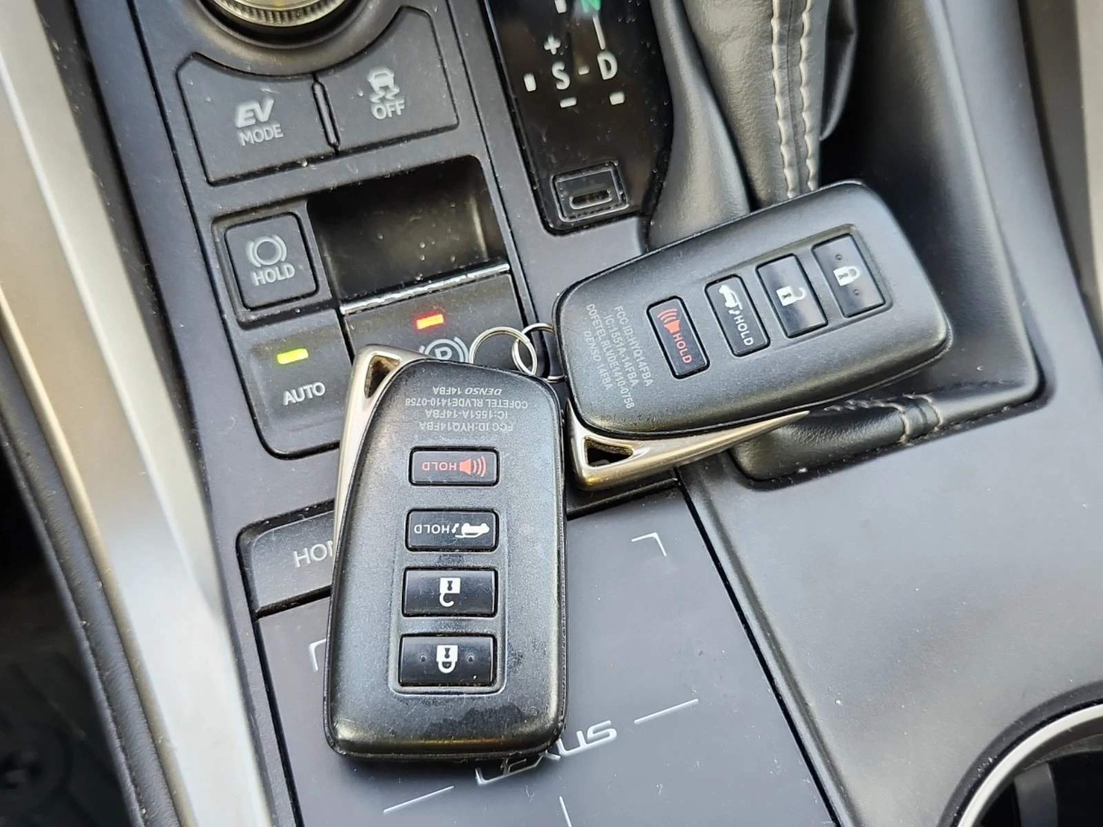 Lexus NX 300h * FACELIFT * AWD * 2 ����� * CARFAX *  | Mobile.bg � ����������� 8