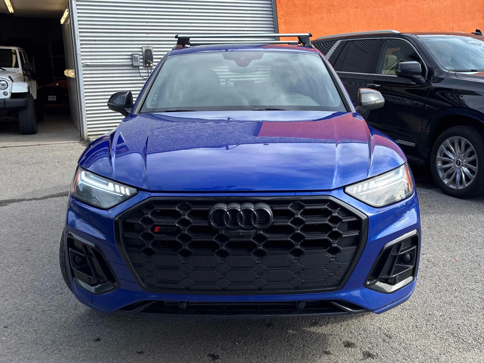 Audi SQ5 * Technik * CARFAX * ОПЦИЯ ЗА ФИНАНСИРАНЕ, снимка 6 - Автомобили и джипове - 56067155