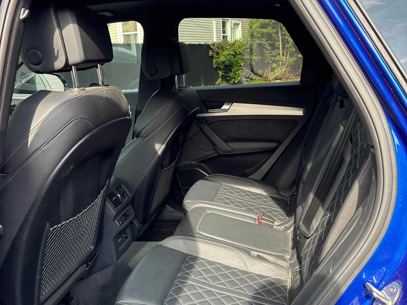 Audi SQ5 * Technik * CARFAX * ОПЦИЯ ЗА ФИНАНСИРАНЕ, снимка 16 - Автомобили и джипове - 56067155