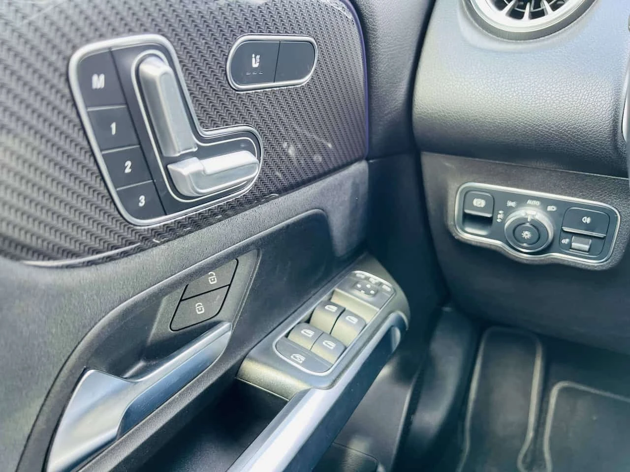 Mercedes-Benz GLB 250 ��� �����| 4MATIC | No Accidents | Sunroof  | Mobile.bg � ����������� 10