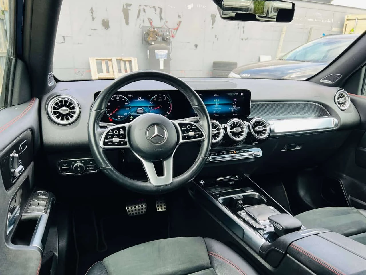 Mercedes-Benz GLB 250 ��� �����| 4MATIC | No Accidents | Sunroof  | Mobile.bg � ����������� 9