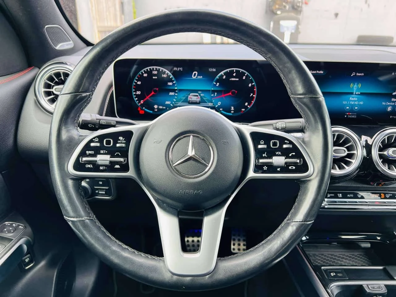 Mercedes-Benz GLB 250 ��� �����| 4MATIC | No Accidents | Sunroof  | Mobile.bg � ����������� 11