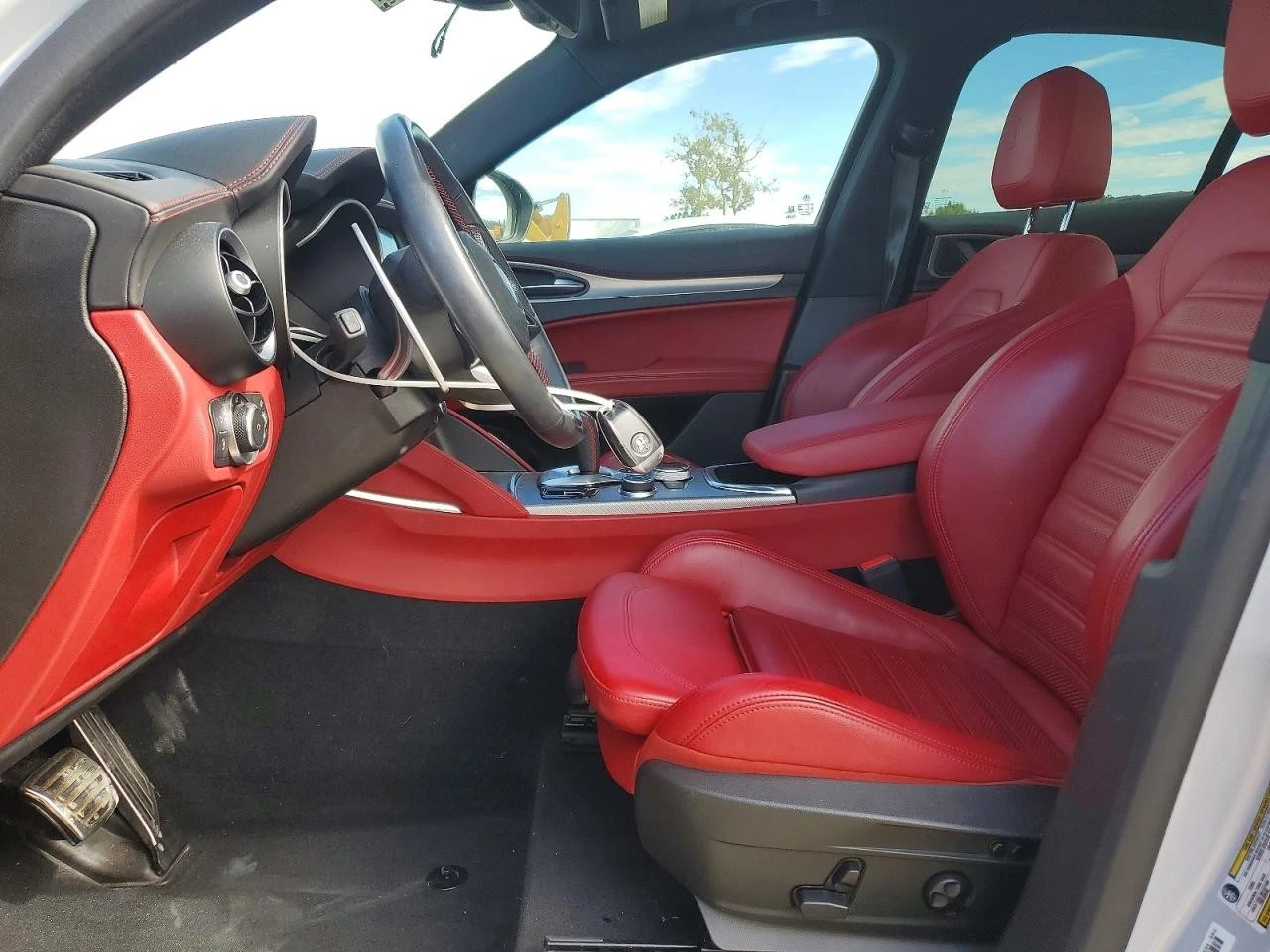 Alfa Romeo Stelvio TI| Q4| HARMAN/KARDON| DISTRONIC| KEYLESS | Mobile.bg � ����������� 7