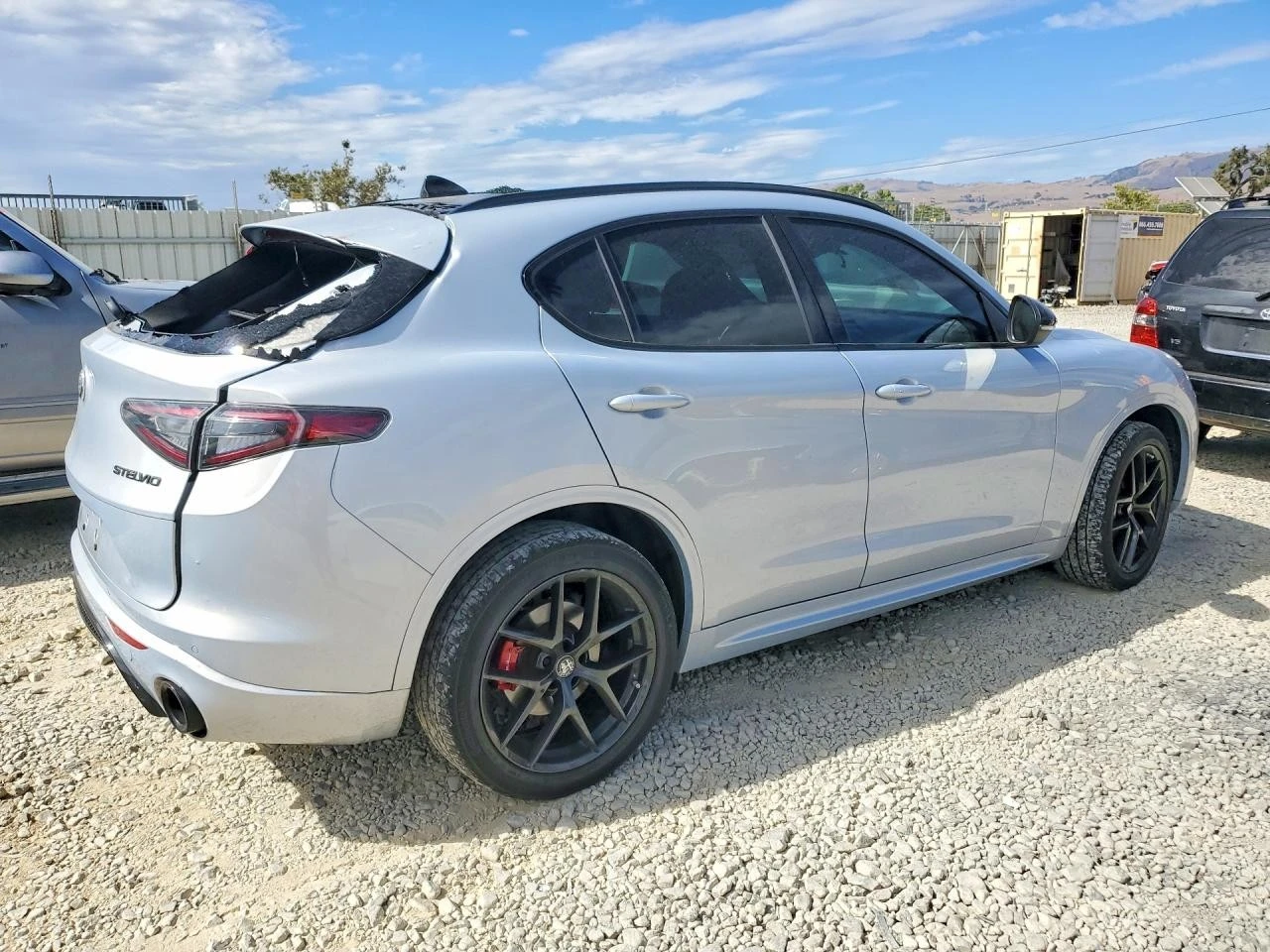 Alfa Romeo Stelvio TI| Q4| HARMAN/KARDON| DISTRONIC| KEYLESS | Mobile.bg � ����������� 6