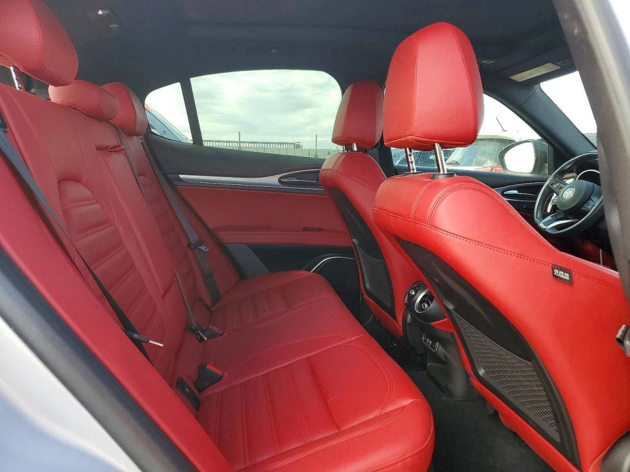 Alfa Romeo Stelvio TI| Q4| HARMAN/KARDON| DISTRONIC| KEYLESS | Mobile.bg � ����������� 11