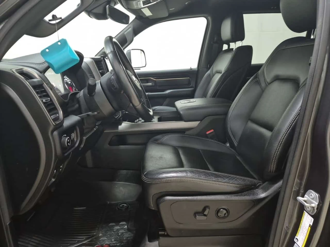 Dodge RAM 1500 5.7 * Crew Cab Short bed  * 2 ����� * CARFAX *  | Mobile.bg � ����������� 7
