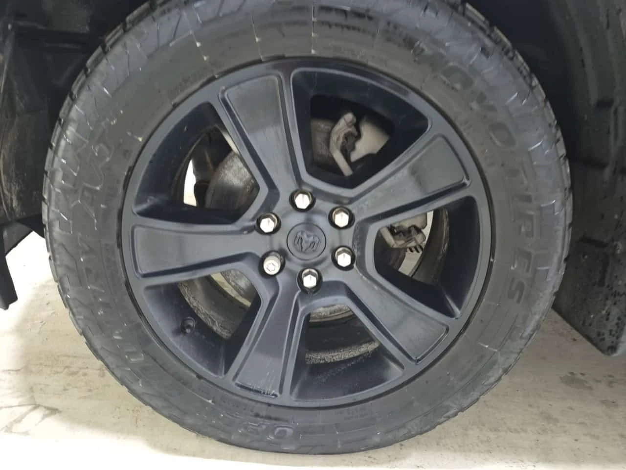 Dodge RAM 1500 5.7 * Crew Cab Short bed  * 2 ����� * CARFAX *  | Mobile.bg � ����������� 6