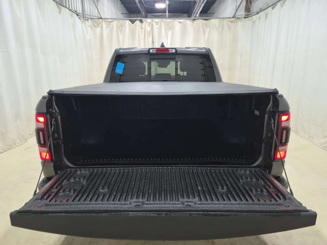 Dodge RAM 1500 5.7 * Crew Cab Short bed  * 2 ����� * CARFAX *  | Mobile.bg � ����������� 15