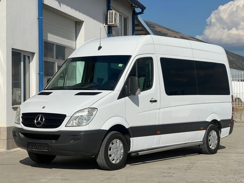 Mercedes-Benz Sprinter 311 9-места / Електрическа рампа / ОМ646, снимка 3 - Бусове и автобуси - 46994267