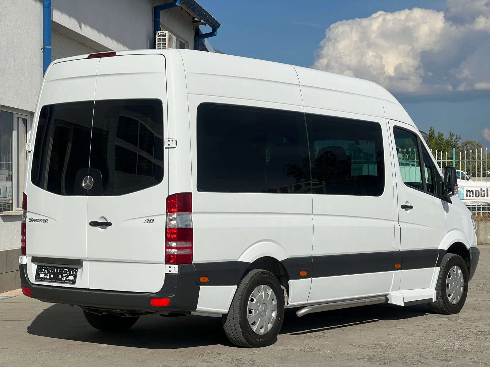 Mercedes-Benz Sprinter 311 9-места / Електрическа рампа / ОМ646 - изображение 7