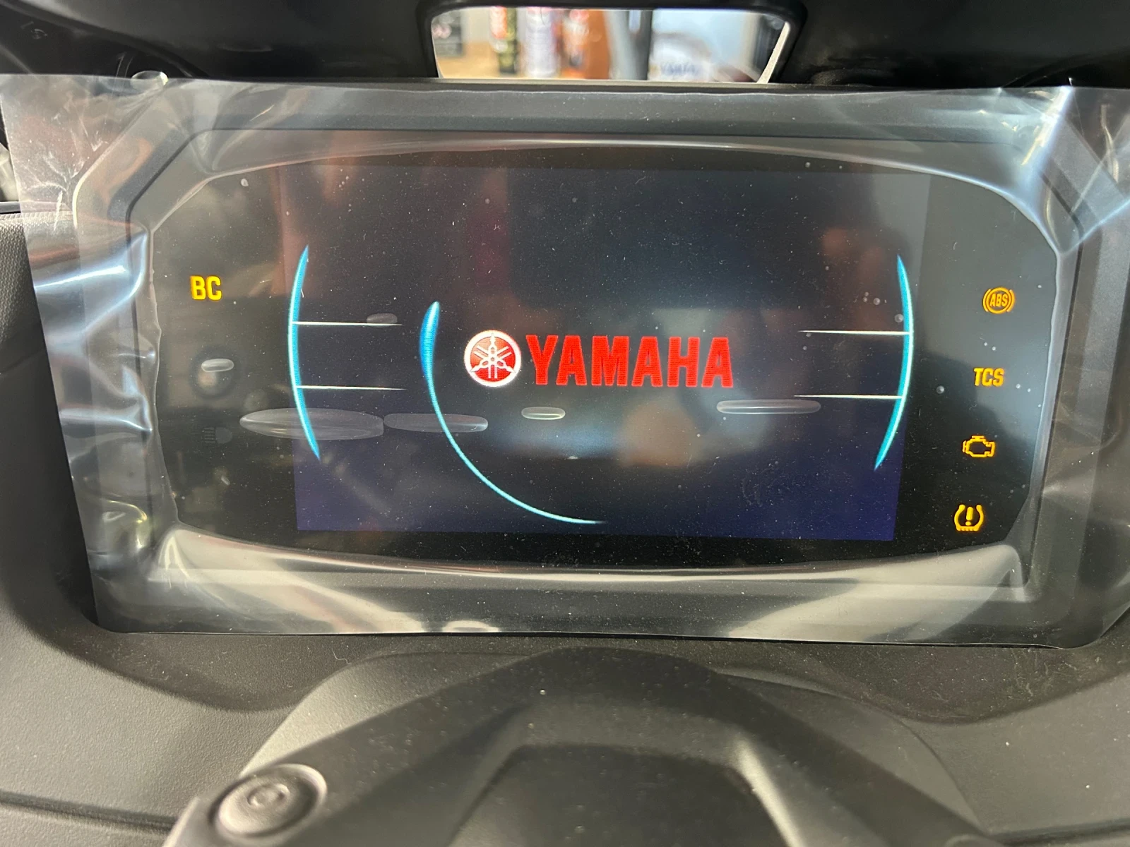 Yamaha T-max Tech Max Лизинг - изображение 8