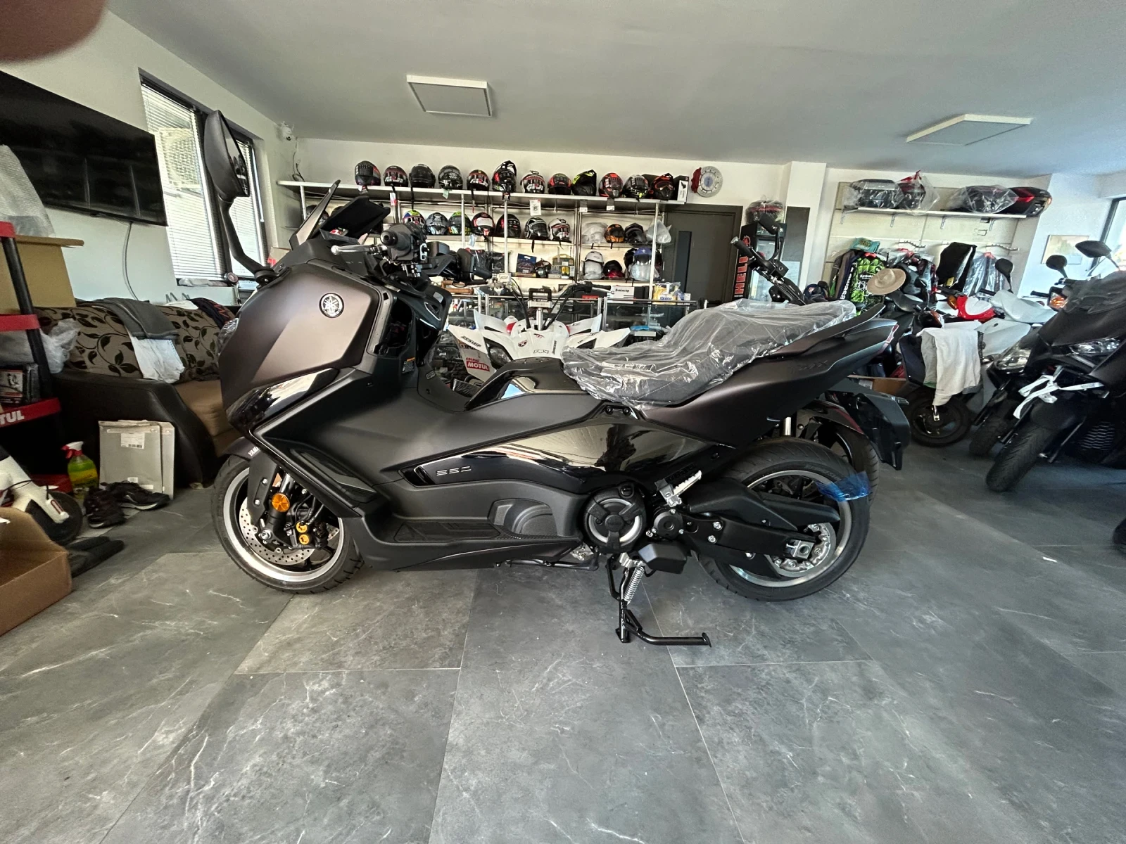 Yamaha T-max Tech Max Лизинг - изображение 3