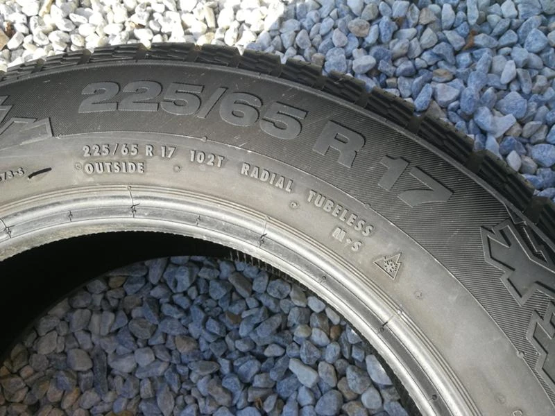 Гуми Зимни 225/65R17, снимка 9 - Гуми и джанти - 45863981