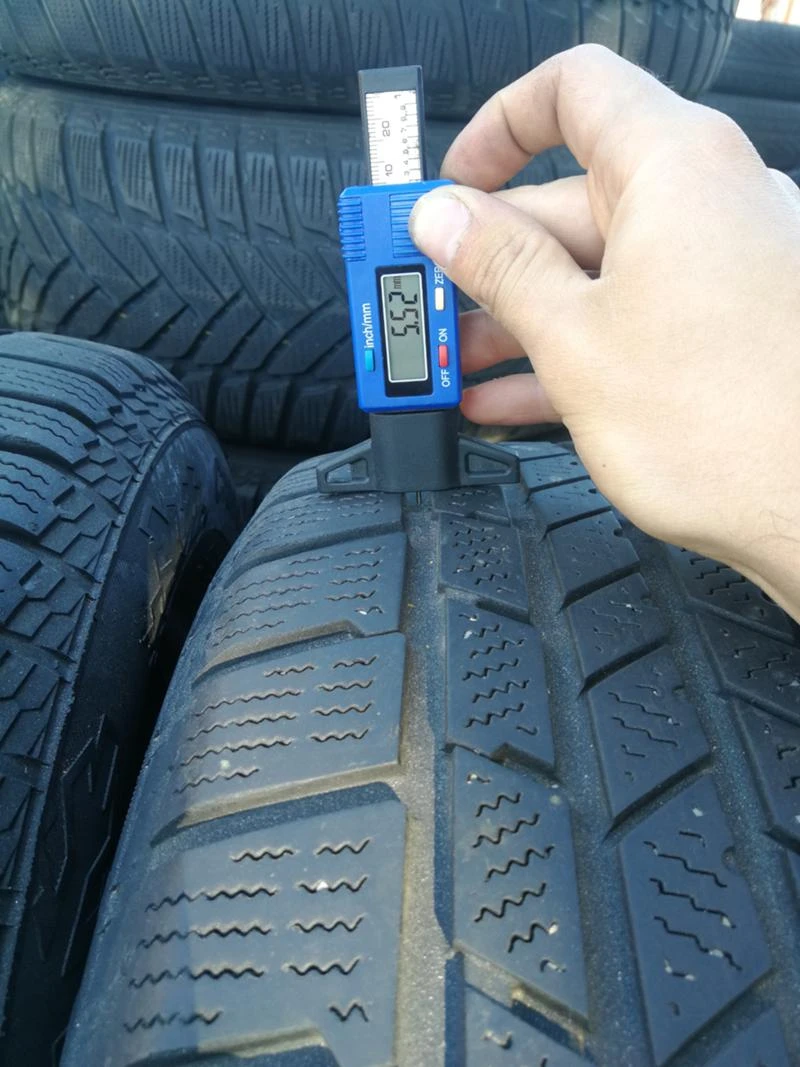 Гуми Зимни 225/65R17, снимка 6 - Гуми и джанти - 45863981