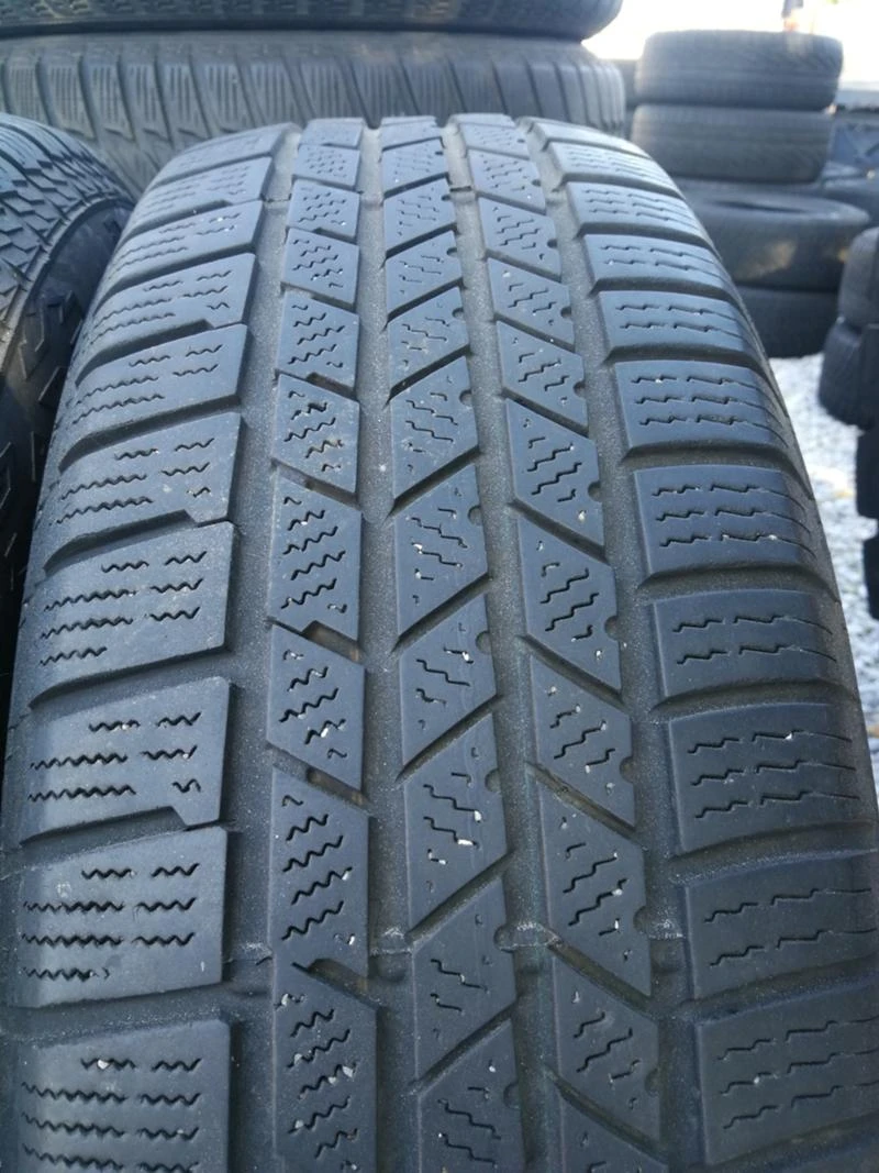 Гуми Зимни 225/65R17, снимка 3 - Гуми и джанти - 45863981