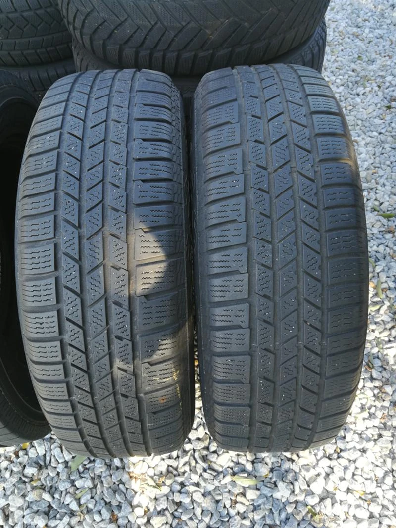 Гуми Зимни 225/65R17, снимка 1 - Гуми и джанти - 45863981