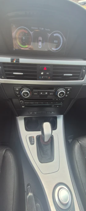 BMW 320, снимка 10