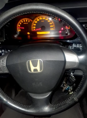 Обява за продажба на Honda Fr-v 1.7  ~2 500 лв. - изображение 3