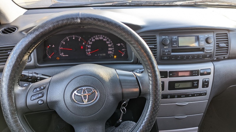 Toyota Corolla D4D 2.0, снимка 9 - Автомобили и джипове - 45934239
