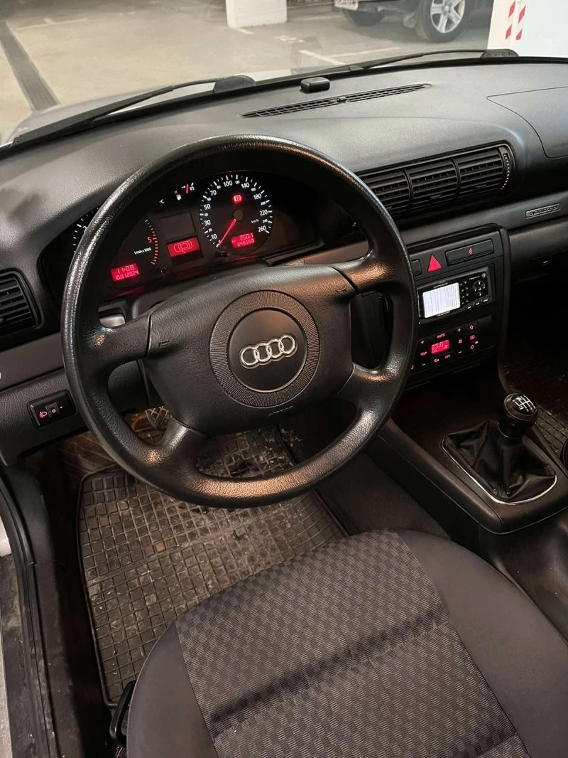 Audi A4, снимка 8 - Автомобили и джипове - 47613637