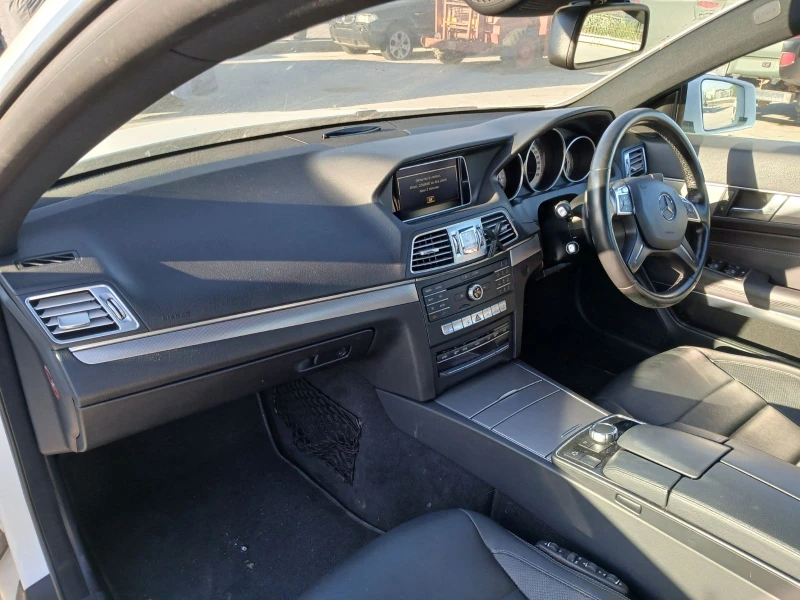 Mercedes-Benz E 220 BLUETEC, снимка 10 - Автомобили и джипове - 47445937