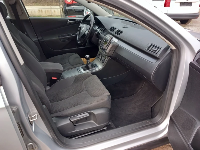 VW Passat 1.9TDI , снимка 8 - Автомобили и джипове - 48418175