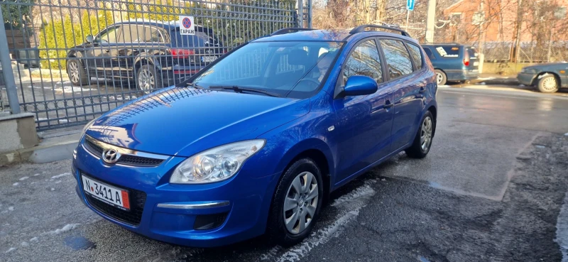 Hyundai I30 1.6CRDI, 3 БРОЯ, снимка 6 - Автомобили и джипове - 48554580