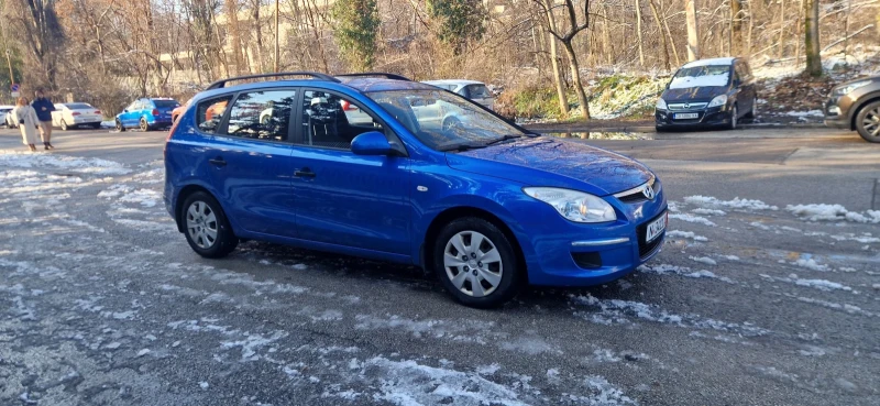 Hyundai I30 1.6CRDI, 3 БРОЯ, снимка 8 - Автомобили и джипове - 48554580