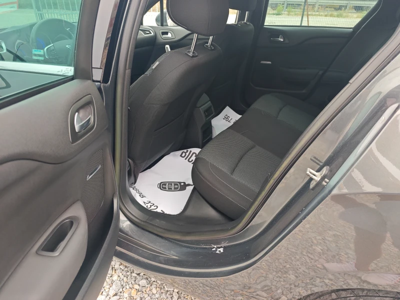 Citroen DS4 1.6e-hdi , снимка 12 - Автомобили и джипове - 51838913