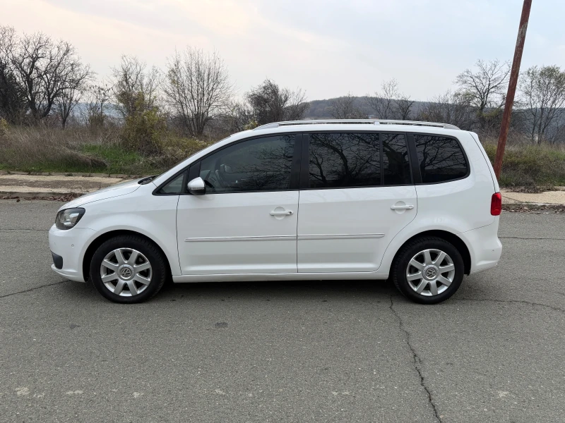 VW Touran 2000-140 кс АВТОМАТИК 7 МЕСТА, снимка 4 - Автомобили и джипове - 52677084