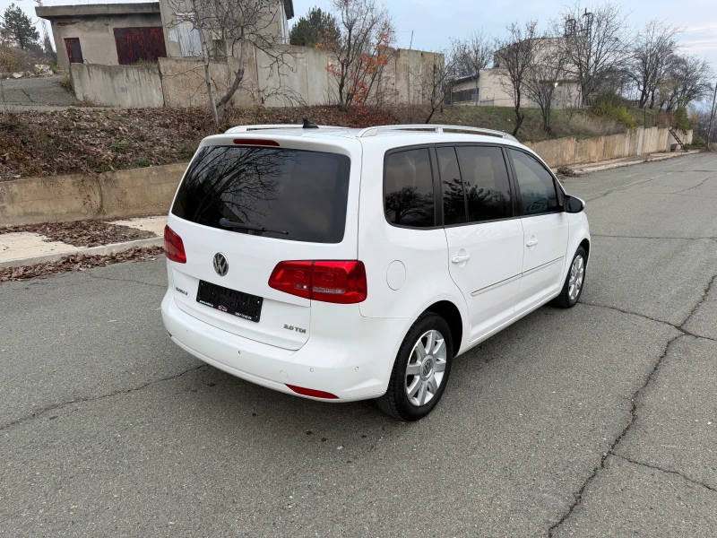 VW Touran 2000-140 кс АВТОМАТИК 7 МЕСТА, снимка 6 - Автомобили и джипове - 52677084