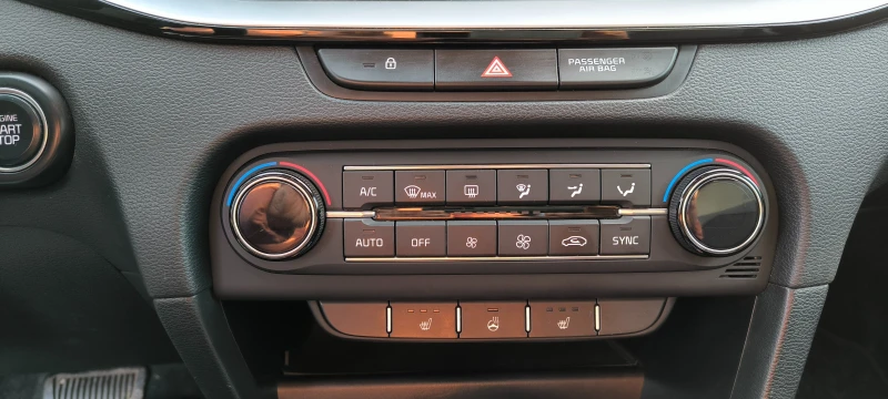 Kia XCeed 1.6 T-gdi Executive (AT), снимка 10 - Автомобили и джипове - 52801130