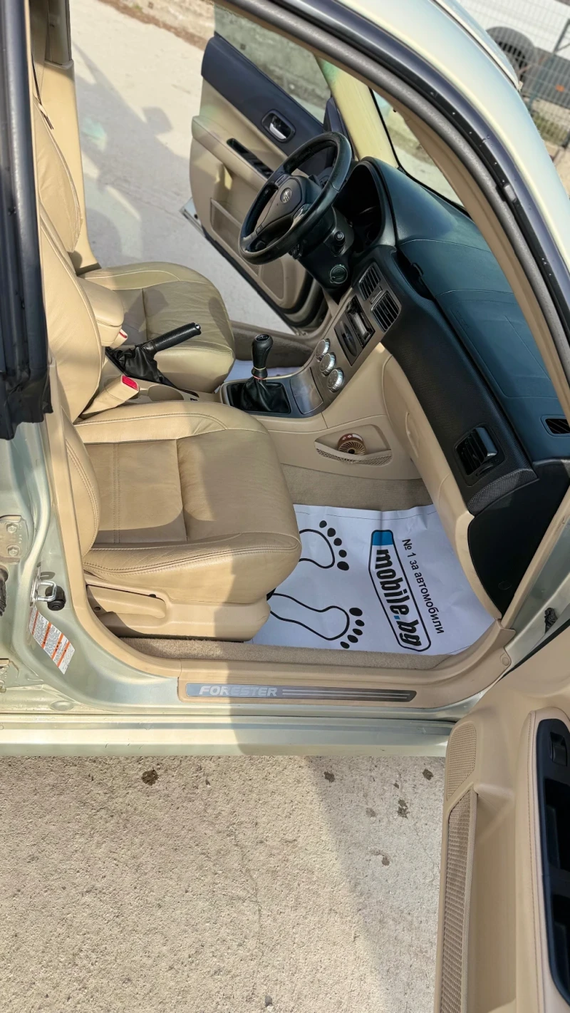 Subaru Forester 2.5xt TURBO, снимка 8 - Автомобили и джипове - 52828720